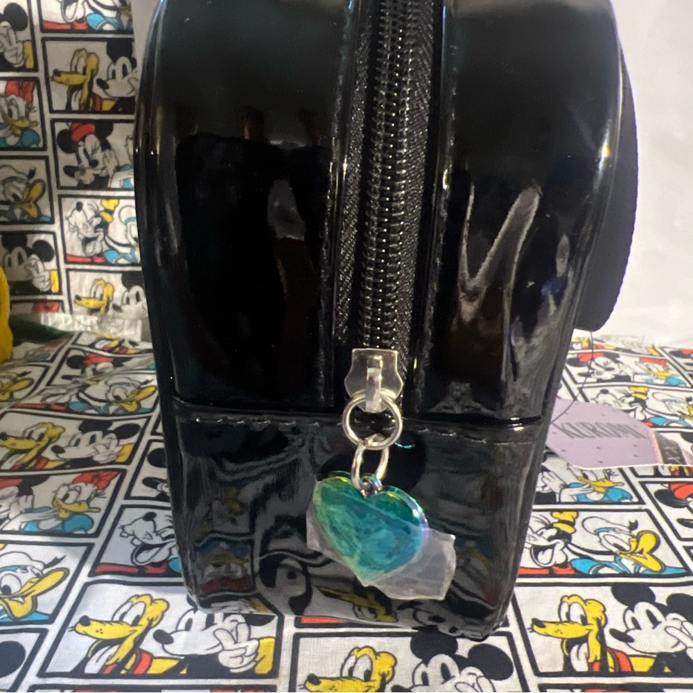 Bioworld Kuromi  20th Anniversary PVC Makeup Travel Bag NWT - Picture 7 of 10